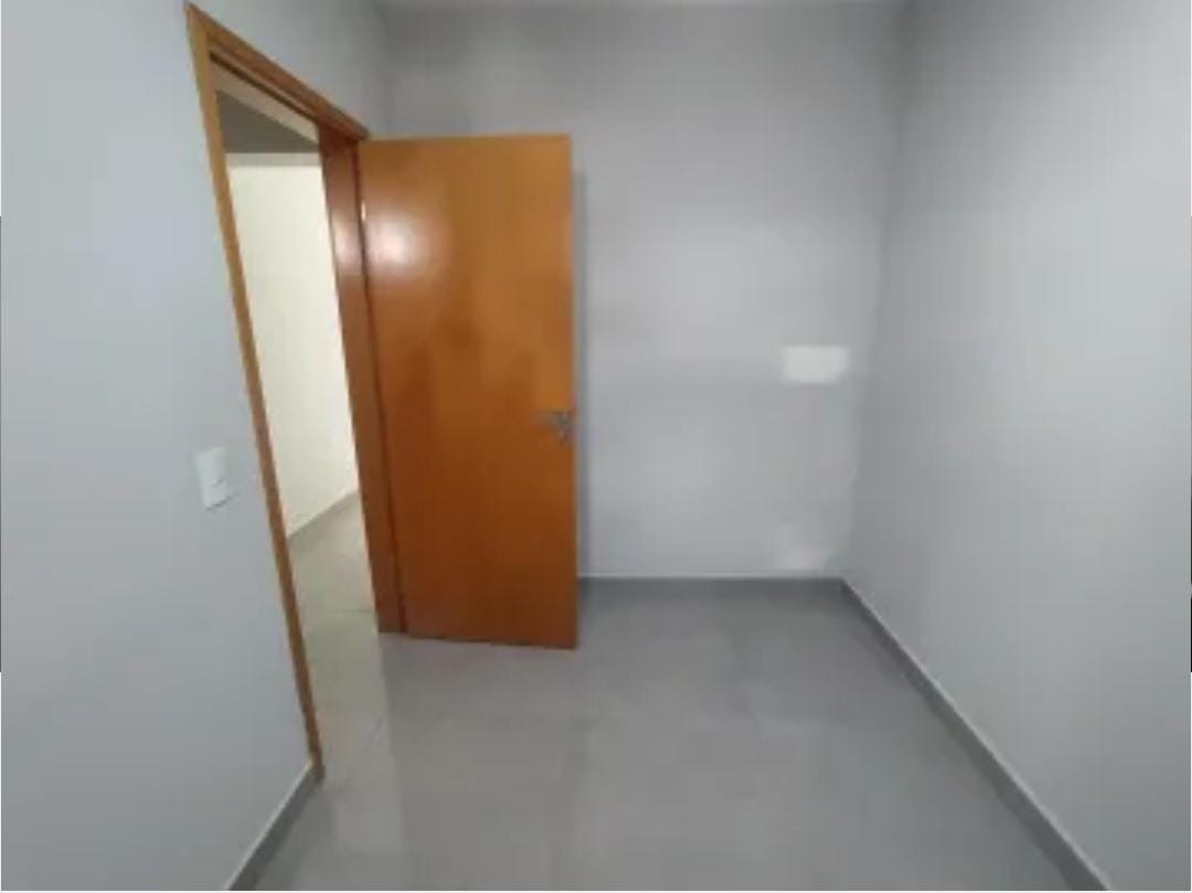 Apartamento com suíte e 2 vagas no Bairro Tubalina | foto 8
