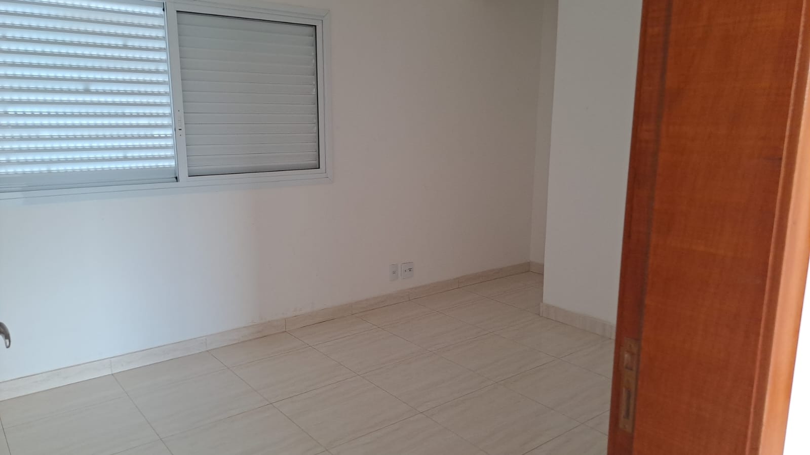 Cobertura nova de 3 quartos (1 suíte) com varanda no Bairro Tubalina | foto 17