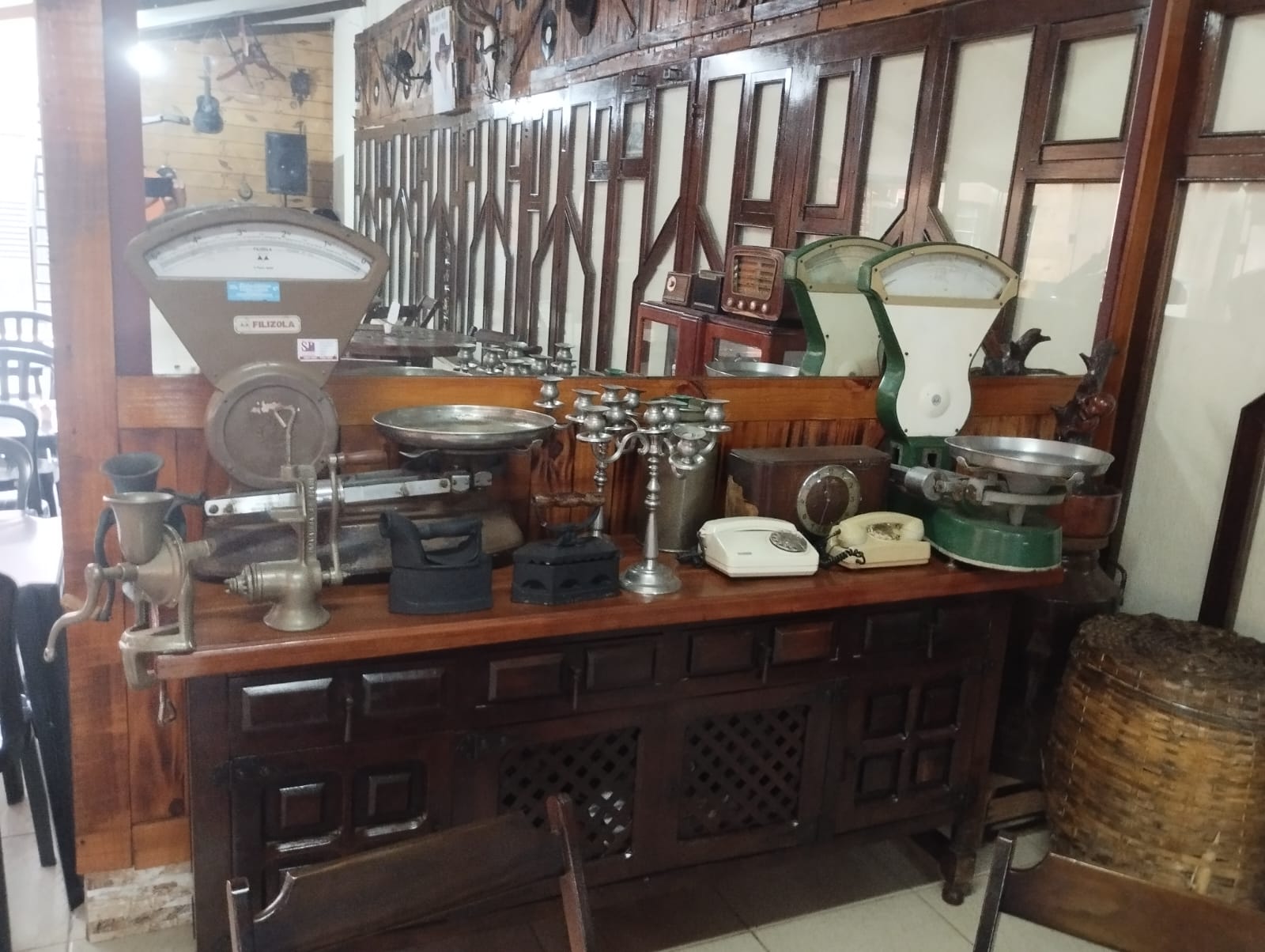 Casa decorada com 3 quartos no Bairro Jardim das Palmeiras | foto 8