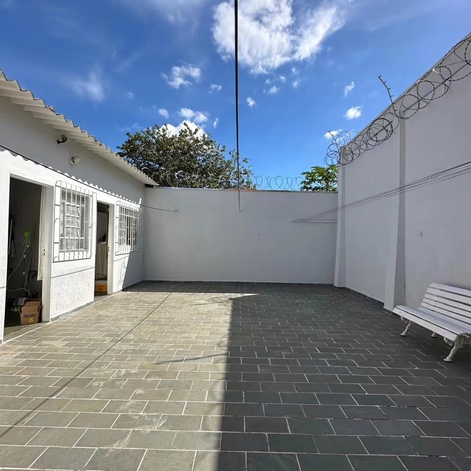 Casa ampla com edícula no Bairro Vigilato Pereira — Bairro Vigilato Pereira