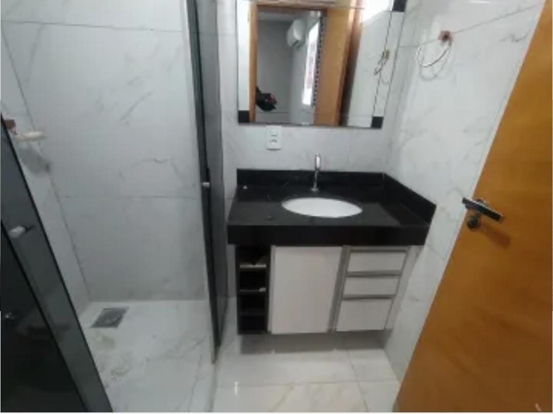 Apartamento com suíte e 2 vagas no Bairro Tubalina | foto 5