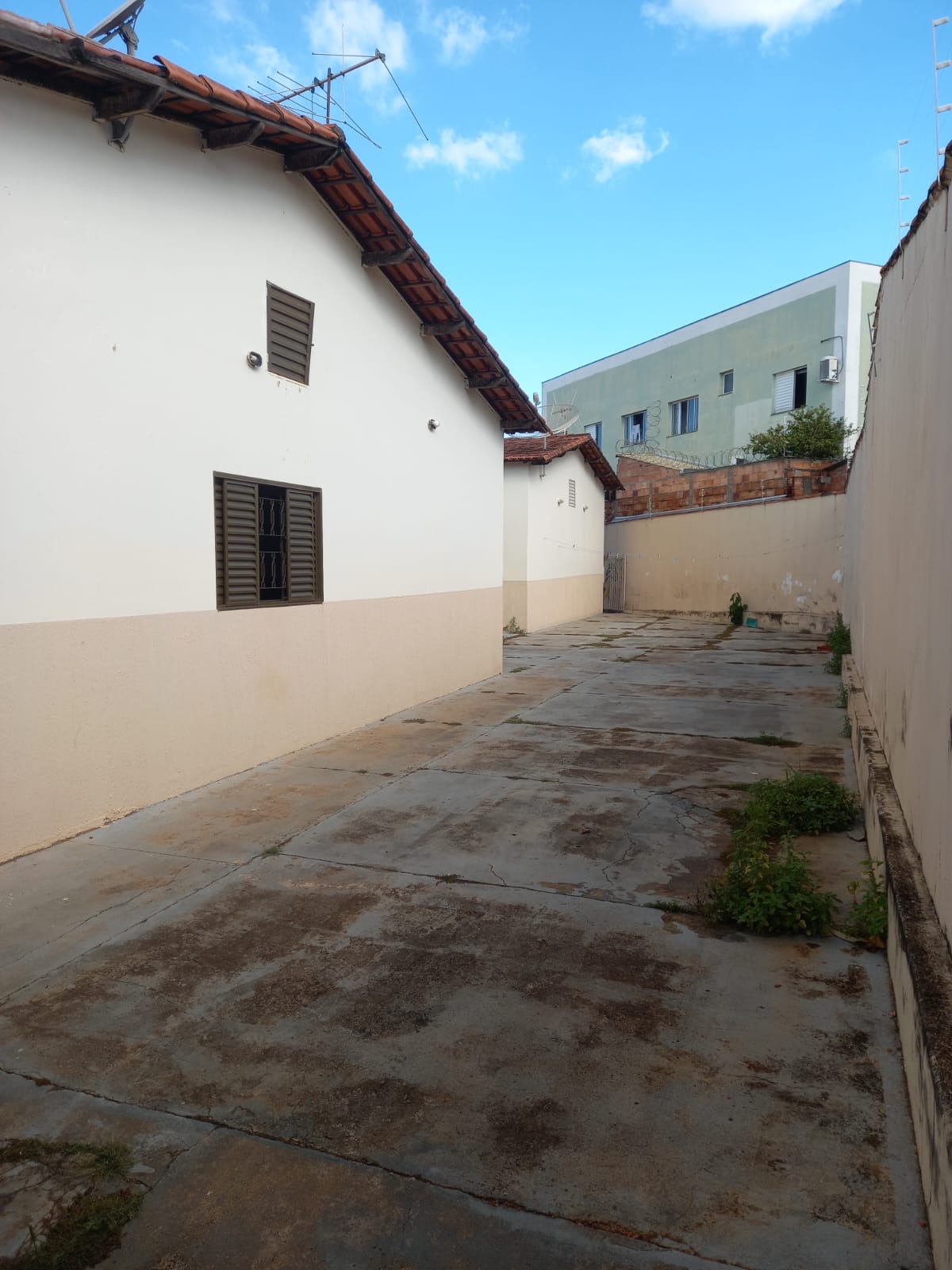 Área de 562,5 m² com 2 casas no Bairro Tubalina | foto 6
