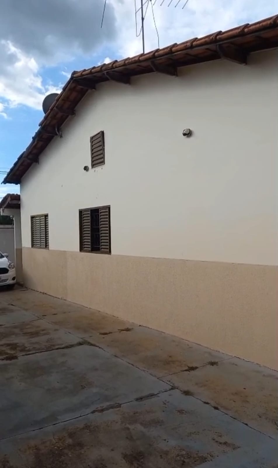 Área de 562,5 m² com 2 casas no Bairro Tubalina | foto 5