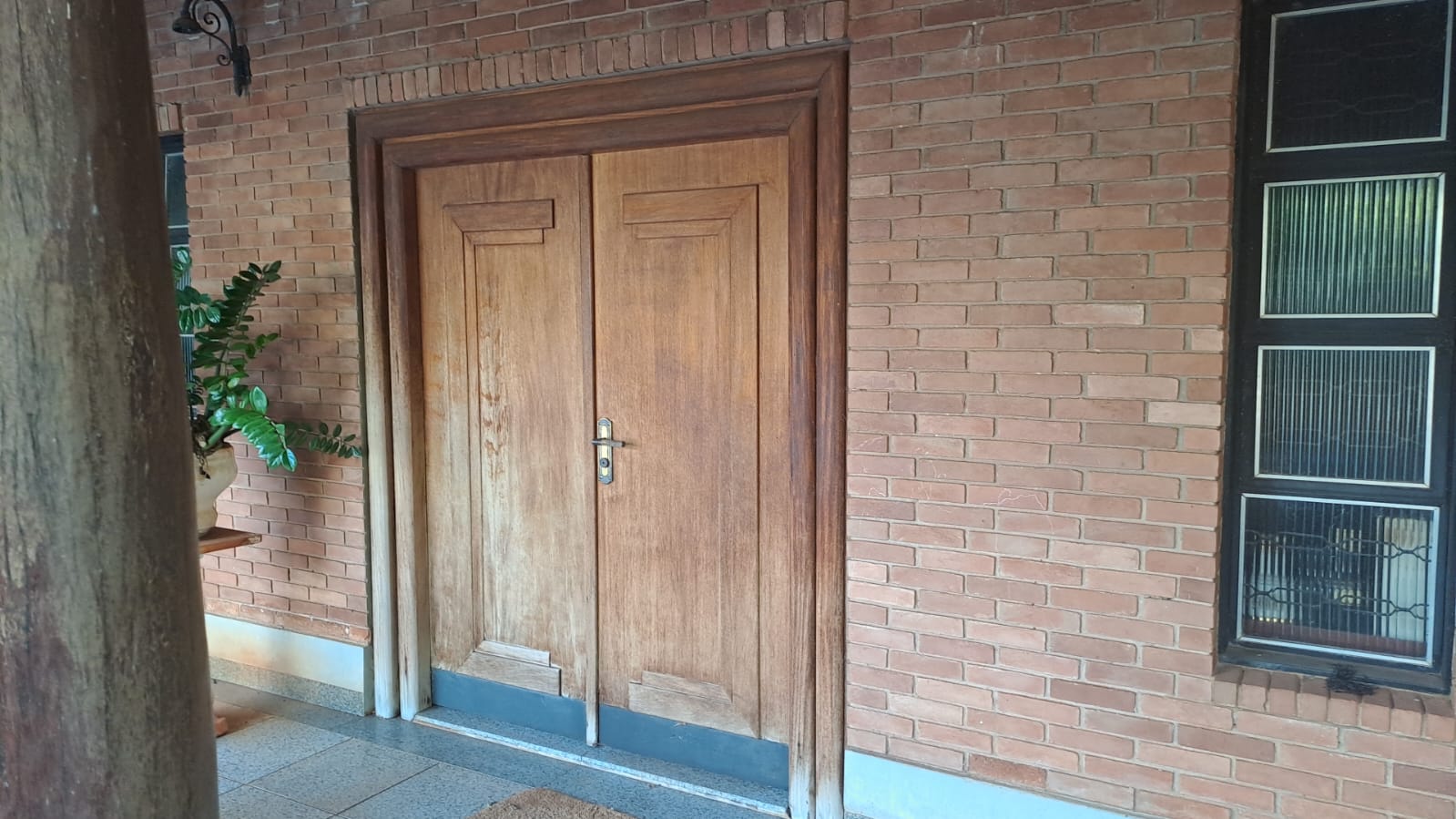 Terreno de 1.080 m² com casa no Bairro Tabajaras | foto 1