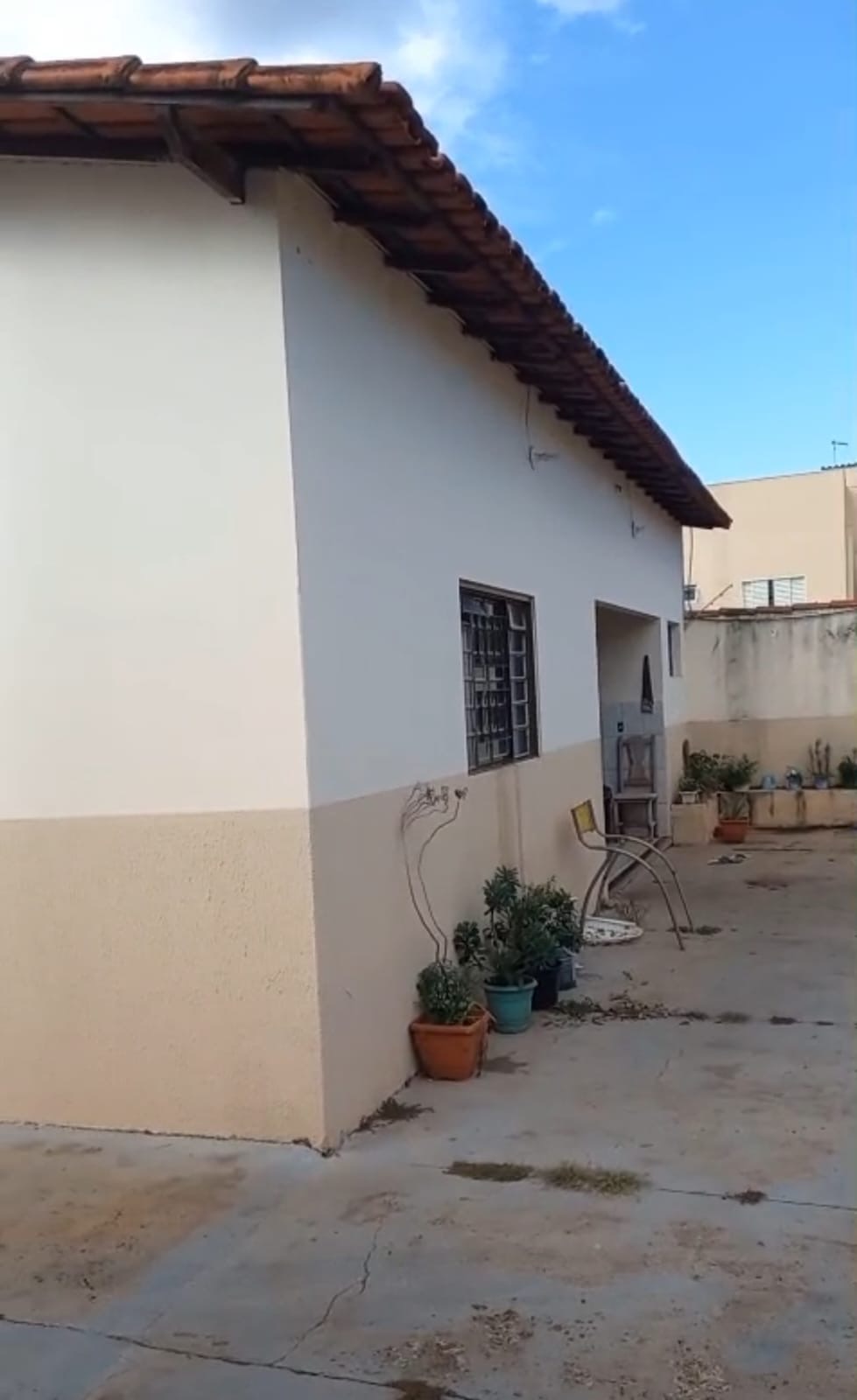 Área de 562,5 m² com 2 casas no Bairro Tubalina | foto 4