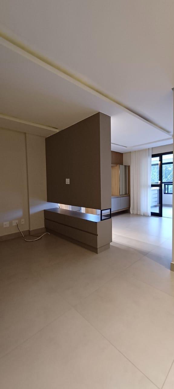 Apartamento alto padrão semi mobiliado no Copacabana — Bairro Copacabana