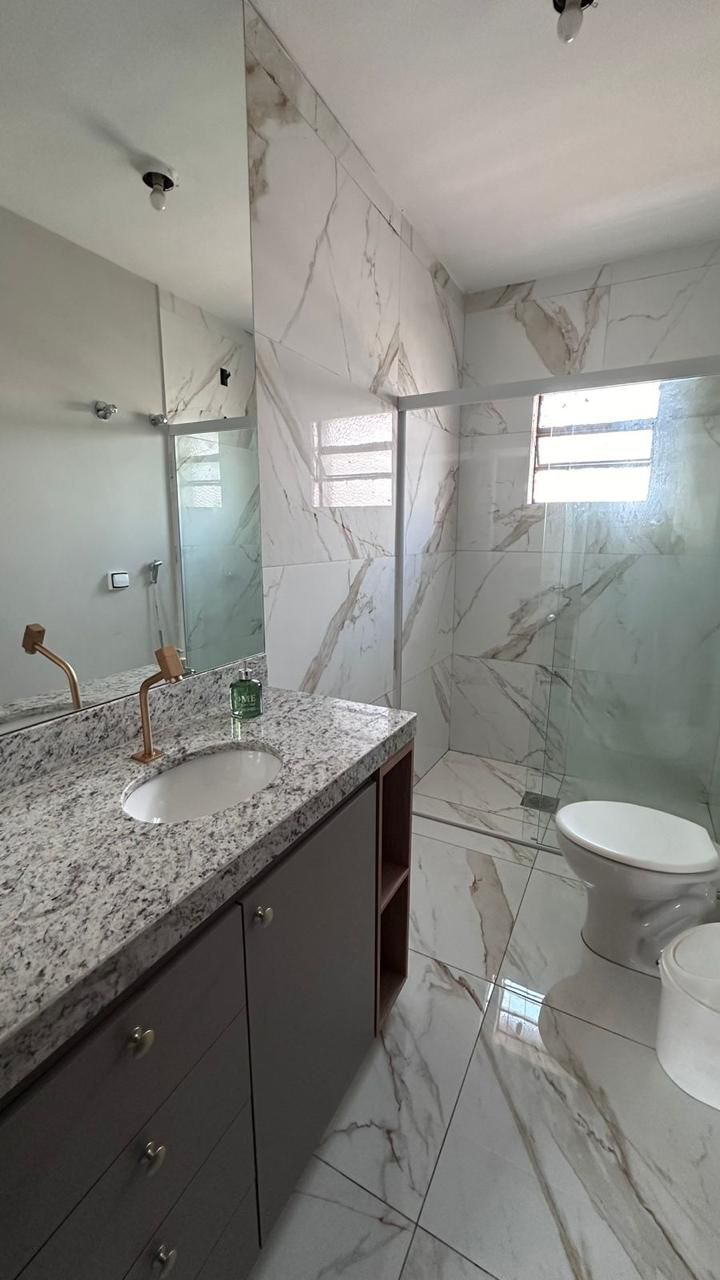 Apartamento reformado de 103 m² no Osvaldo Rezende | foto 2
